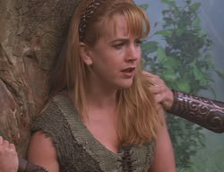 extant_XenaWarriorPrincess_2x14-ANecessaryEvil_00439
