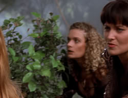 extant_XenaWarriorPrincess_2x14-ANecessaryEvil_00457