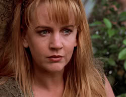 extant_XenaWarriorPrincess_2x14-ANecessaryEvil_00462