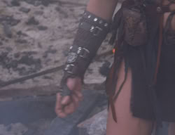 extant_XenaWarriorPrincess_2x14-ANecessaryEvil_00569