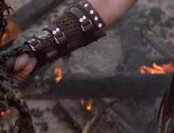 extant_XenaWarriorPrincess_2x14-ANecessaryEvil_00577