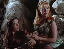 extant_XenaWarriorPrincess_2x14-ANecessaryEvil_00651