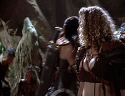 extant_XenaWarriorPrincess_2x14-ANecessaryEvil_00686