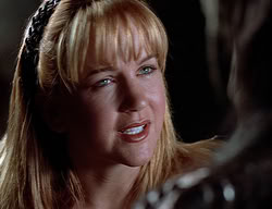 extant_XenaWarriorPrincess_2x14-ANecessaryEvil_00730