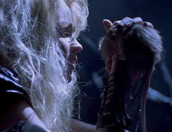extant_XenaWarriorPrincess_2x14-ANecessaryEvil_00800
