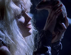 extant_XenaWarriorPrincess_2x14-ANecessaryEvil_00806