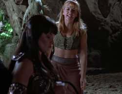 extant_XenaWarriorPrincess_2x14-ANecessaryEvil_00870