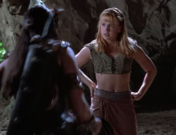 extant_XenaWarriorPrincess_2x14-ANecessaryEvil_00911