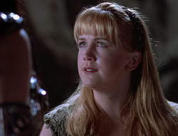 extant_XenaWarriorPrincess_2x14-ANecessaryEvil_00916
