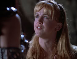 extant_XenaWarriorPrincess_2x14-ANecessaryEvil_00926