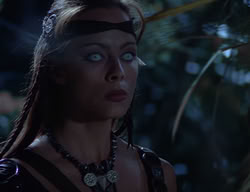 extant_XenaWarriorPrincess_2x14-ANecessaryEvil_00966