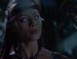 extant_XenaWarriorPrincess_2x14-ANecessaryEvil_00974