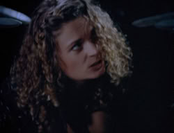 extant_XenaWarriorPrincess_2x14-ANecessaryEvil_01021