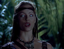 extant_XenaWarriorPrincess_2x14-ANecessaryEvil_01041