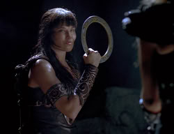 extant_XenaWarriorPrincess_2x14-ANecessaryEvil_01273