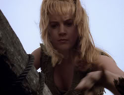 extant_XenaWarriorPrincess_2x14-ANecessaryEvil_01333