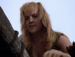 extant_XenaWarriorPrincess_2x14-ANecessaryEvil_01339