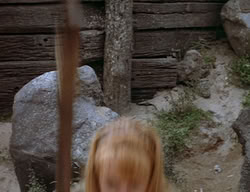 extant_XenaWarriorPrincess_2x14-ANecessaryEvil_01355