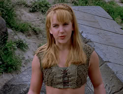 extant_XenaWarriorPrincess_2x14-ANecessaryEvil_01396