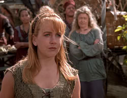 extant_XenaWarriorPrincess_2x14-ANecessaryEvil_01555