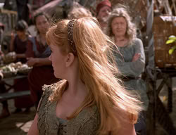 extant_XenaWarriorPrincess_2x14-ANecessaryEvil_01647