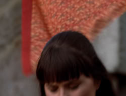 extant_XenaWarriorPrincess_2x14-ANecessaryEvil_01672