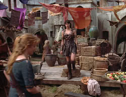 extant_XenaWarriorPrincess_2x14-ANecessaryEvil_01673