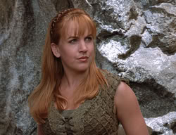 extant_XenaWarriorPrincess_2x14-ANecessaryEvil_01883