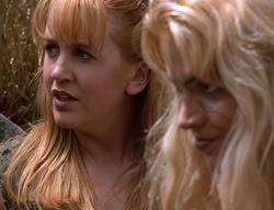 extant_XenaWarriorPrincess_2x14-ANecessaryEvil_01980