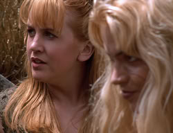 extant_XenaWarriorPrincess_2x14-ANecessaryEvil_01981