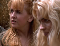 extant_XenaWarriorPrincess_2x14-ANecessaryEvil_01982