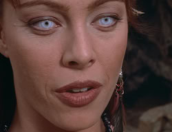 extant_XenaWarriorPrincess_2x14-ANecessaryEvil_02007