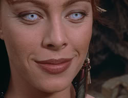 extant_XenaWarriorPrincess_2x14-ANecessaryEvil_02009