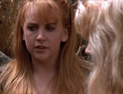 extant_XenaWarriorPrincess_2x14-ANecessaryEvil_02013