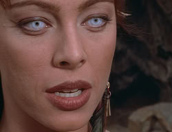 extant_XenaWarriorPrincess_2x14-ANecessaryEvil_02018