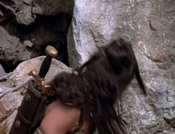 extant_XenaWarriorPrincess_2x14-ANecessaryEvil_02149