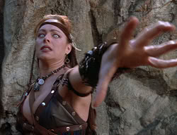 extant_XenaWarriorPrincess_2x14-ANecessaryEvil_02178