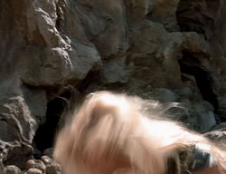 extant_XenaWarriorPrincess_2x14-ANecessaryEvil_02192