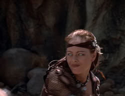 extant_XenaWarriorPrincess_2x14-ANecessaryEvil_02234