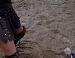 extant_XenaWarriorPrincess_2x14-ANecessaryEvil_02241