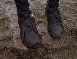 extant_XenaWarriorPrincess_2x14-ANecessaryEvil_02274