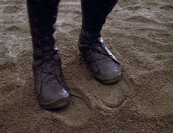 extant_XenaWarriorPrincess_2x14-ANecessaryEvil_02289