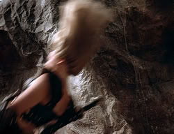 extant_XenaWarriorPrincess_2x14-ANecessaryEvil_02296