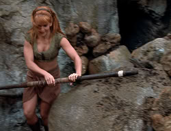 extant_XenaWarriorPrincess_2x14-ANecessaryEvil_02334