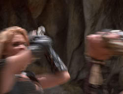 extant_XenaWarriorPrincess_2x14-ANecessaryEvil_02335