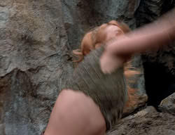 extant_XenaWarriorPrincess_2x14-ANecessaryEvil_02340