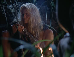 extant_XenaWarriorPrincess_2x14-ANecessaryEvil_02490