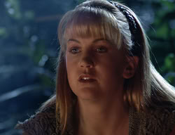 extant_XenaWarriorPrincess_2x14-ANecessaryEvil_02512