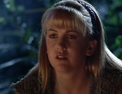 extant_XenaWarriorPrincess_2x14-ANecessaryEvil_02527