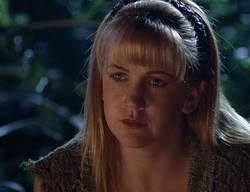extant_XenaWarriorPrincess_2x14-ANecessaryEvil_02552